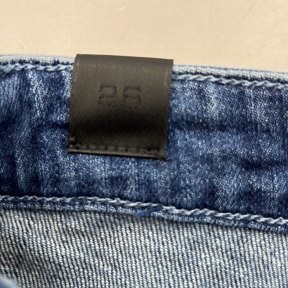 Vince. Dylan Skinny Rolled Short Size 26 - Picture 9 of 16